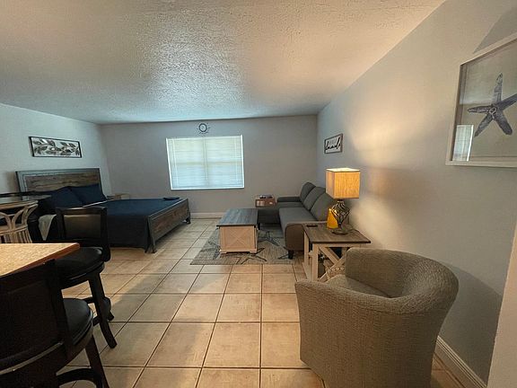 2nd image of 230 Columbia Dr APT 319