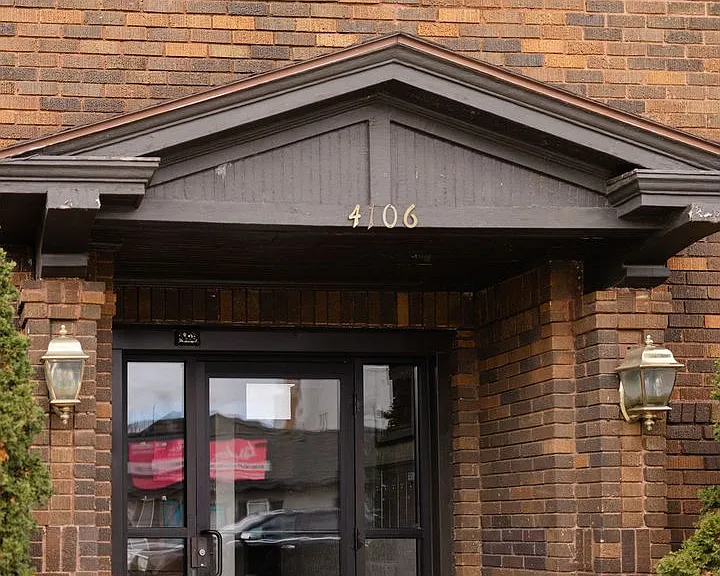 4106 Chicago Ave. S. — Photo 40