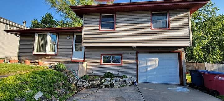 1st image of 335 Swanson Dr