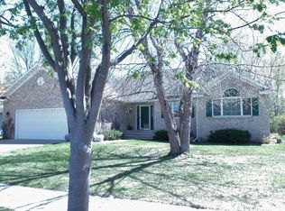 2237 Viking Dr, Saint Cloud, MN 56301