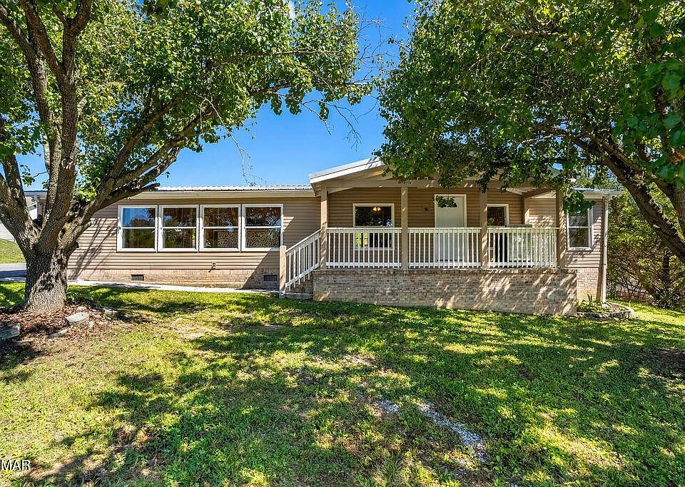 1st image of 234 Red Bud Ln