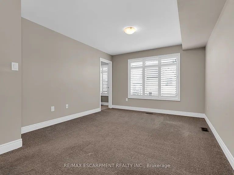 2 Waterview Ln — Photo 7