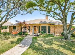 2237 Southern Cir, Carrollton, TX 75006