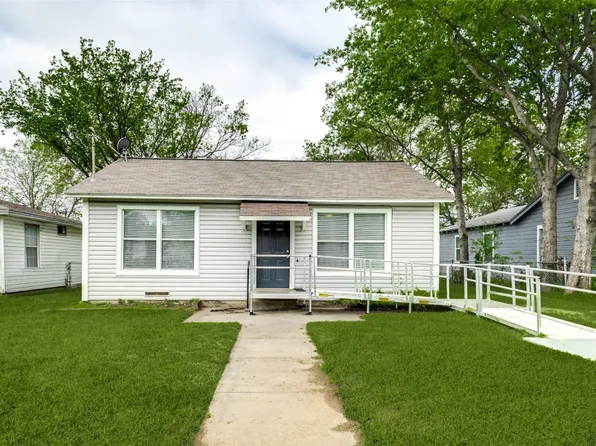 2021 Denison St, Denton, TX 76201