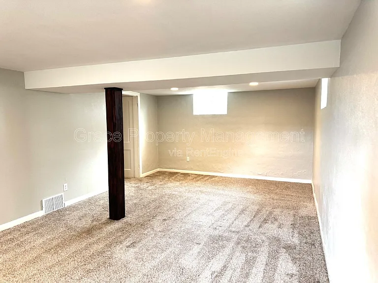 2970 Locust St — Photo 21