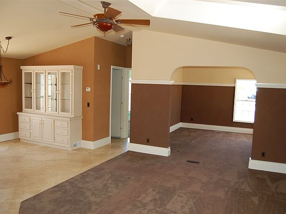3rd image of 13607 E 49th Ln