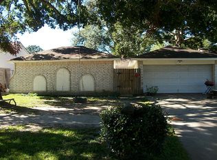 23227 Low Ridge Rd, Spring, TX 77373