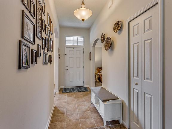 5th image of 78037 Underwood Ct