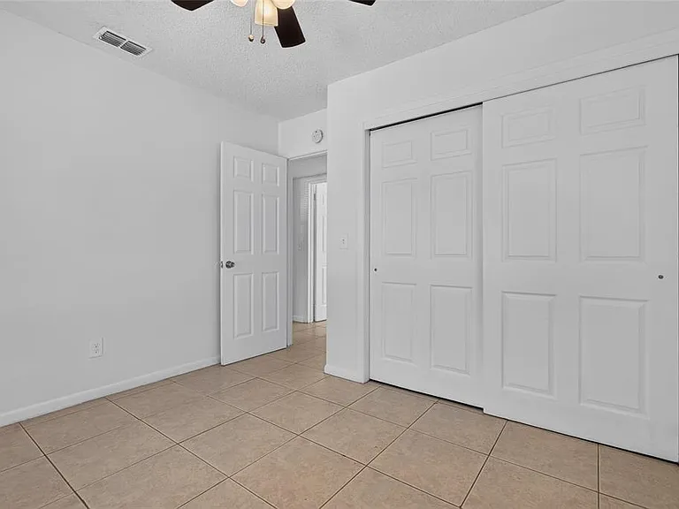 6411 Santa Monica Dr — Photo 18