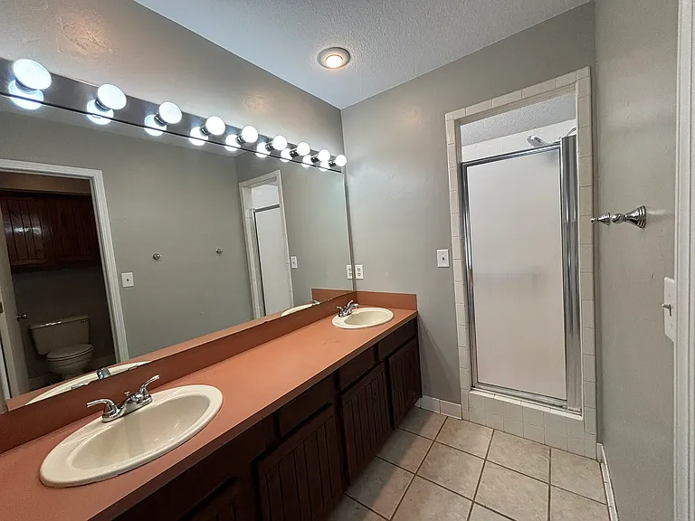 1302 Briar Creek Rd — Photo 16