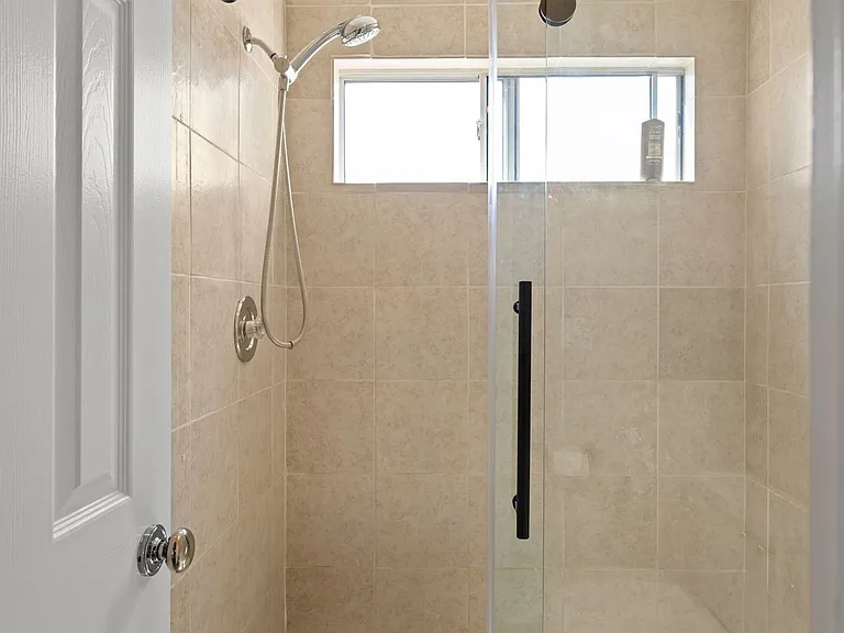 6168 Greenbrook Dr — Photo 22