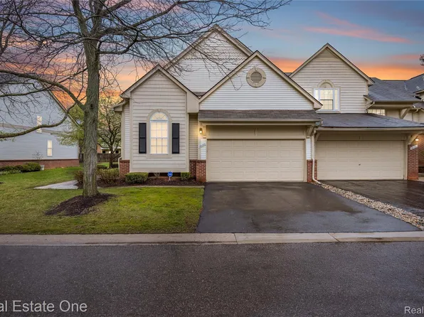 38182 Saratoga Cir, Farmington, MI 48331