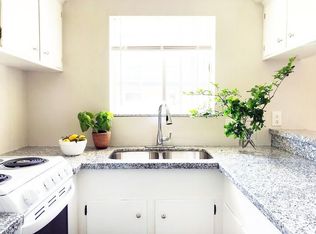 9733 Neuens Rd APT 10, Houston, TX 77080