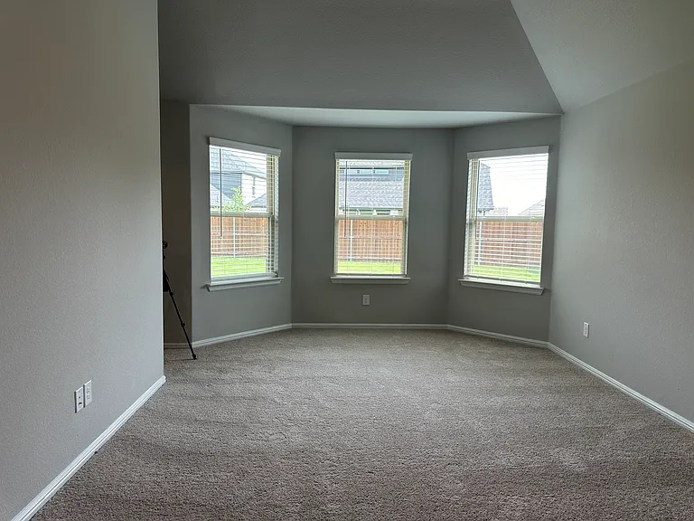 1416 Avalon Ct — Photo 20