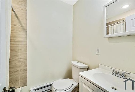 5th image of 5625 Sprague St #C