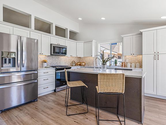 2nd image of 2971 Sonoran Dr