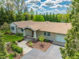 151 Perryville Rd, Hampton, NJ 08827