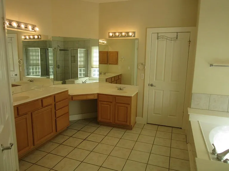 3908 Michael Neill Dr — Photo 22