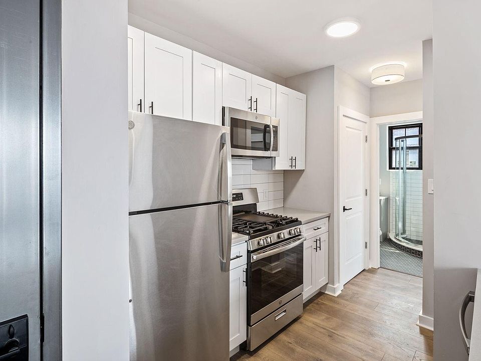 1st image of 1439 S 6th St APT 3R