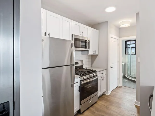 1439 S 6th St APT 3R, Philadelphia, PA 19147