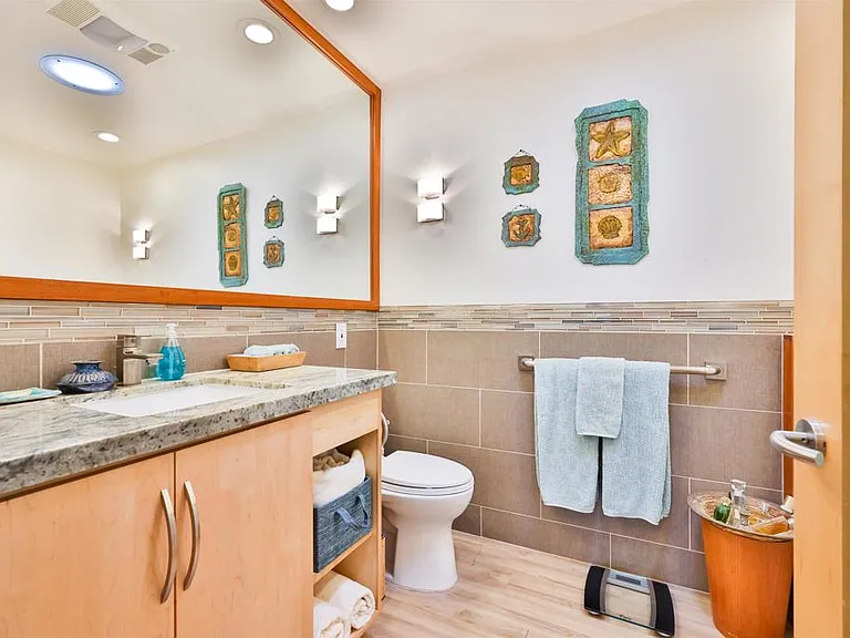 1524 Ynez Pl — Photo 15