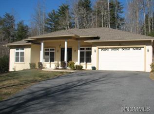 123 Clays Cv, Hendersonville, NC 28739