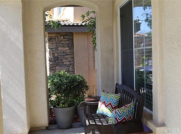 2nd image of 40591 La Salle Pl