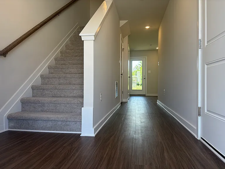 366 Mingo Way — Photo 6