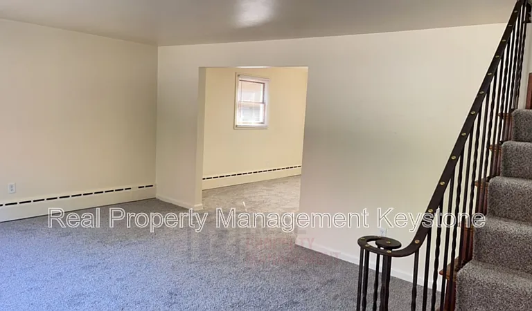 305 Greenlee Rd — Photo 6