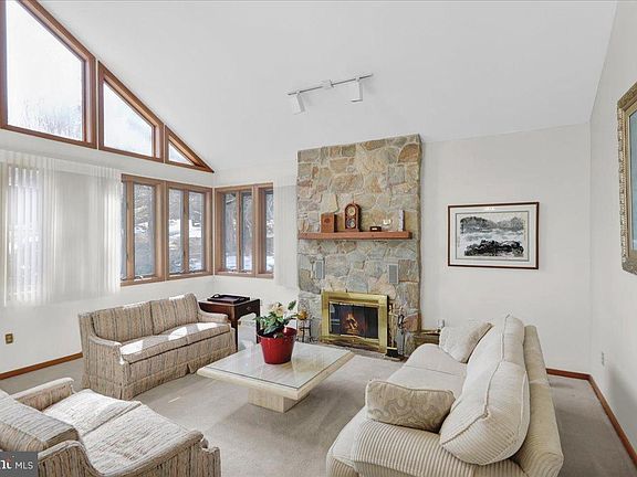 5th image of 7 Hessian Blvd