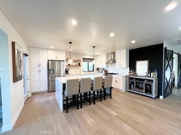 7034 Middlesbury Ridge Cir, West Hills, CA 91307