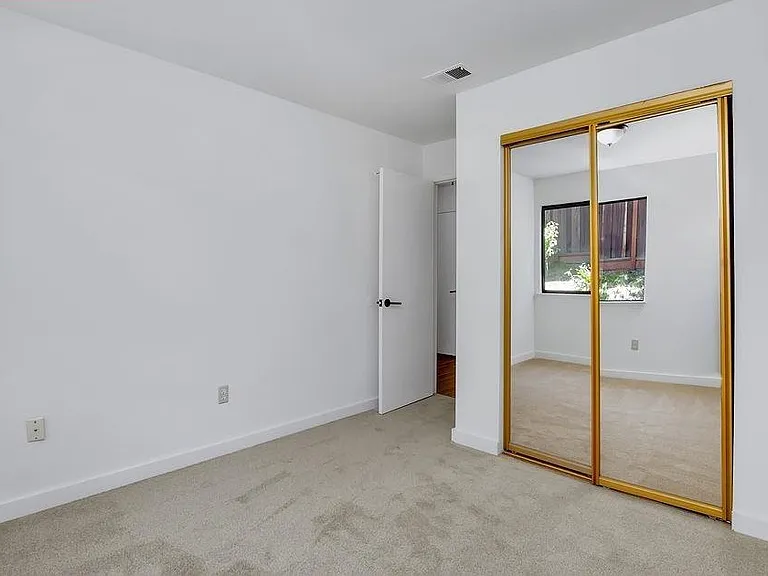 2200 Forsythia Way — Photo 14