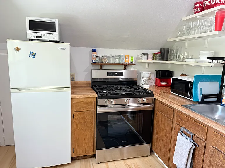 1109 S 6th St #B — Photo 26