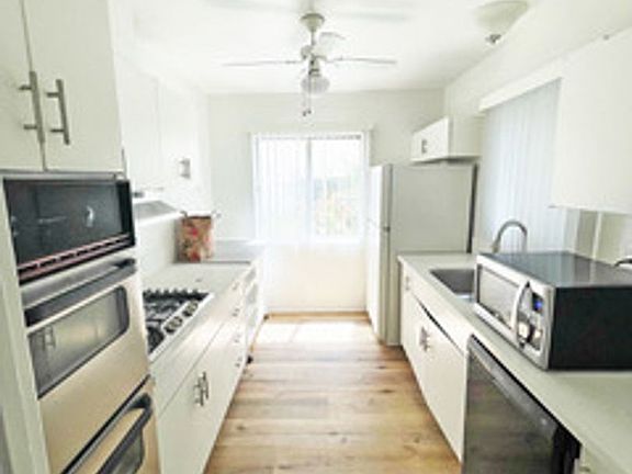 2nd image of 1042 6th St APT 3