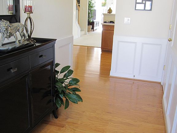 Nice size Entry Way. 