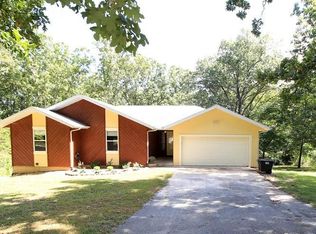 284 Chelsea Ln, Sparta, MO 65753
