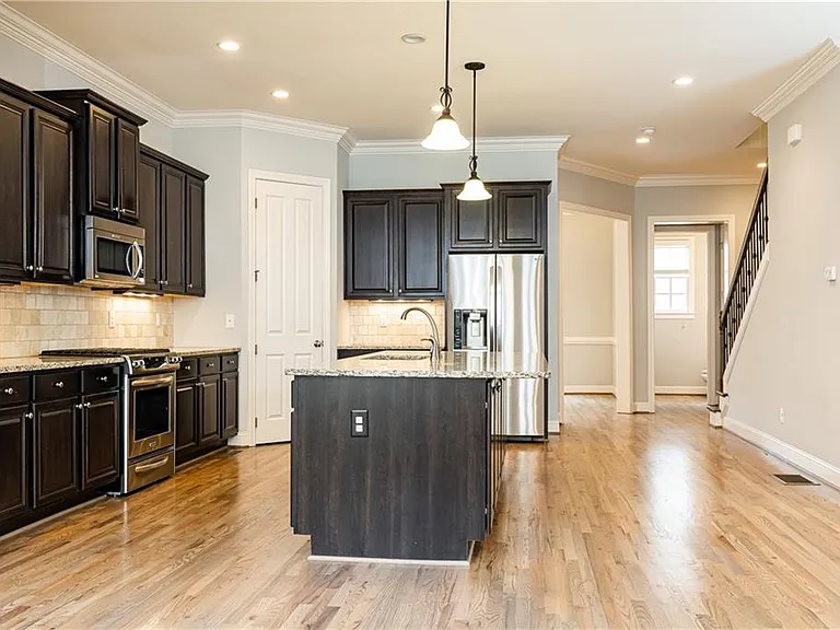 3664 Brookhaven Manor Xing NE — Photo 21