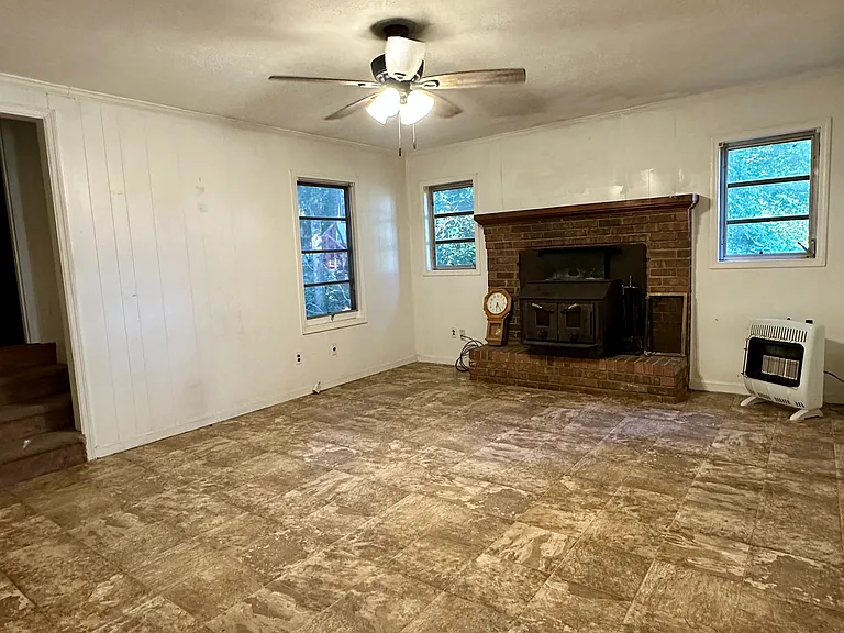 187 Weavers Lake Front Rd — Photo 13