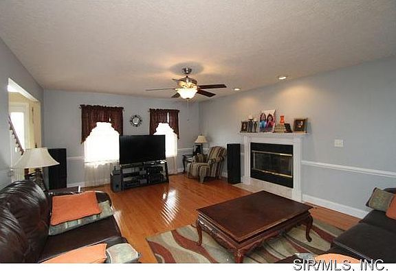 3rd image of 6021 Keebler Oaks Dr