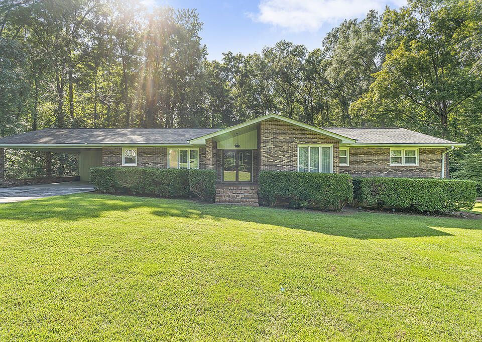 1st image of 103 Hickory Ln