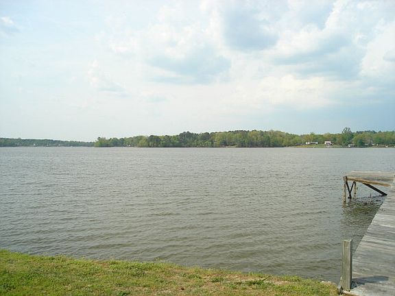 2nd image of 210 McKee Dr
