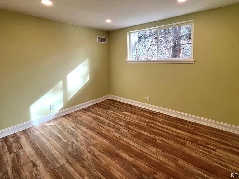 2375 S Linden Ct #208S — Photo 10