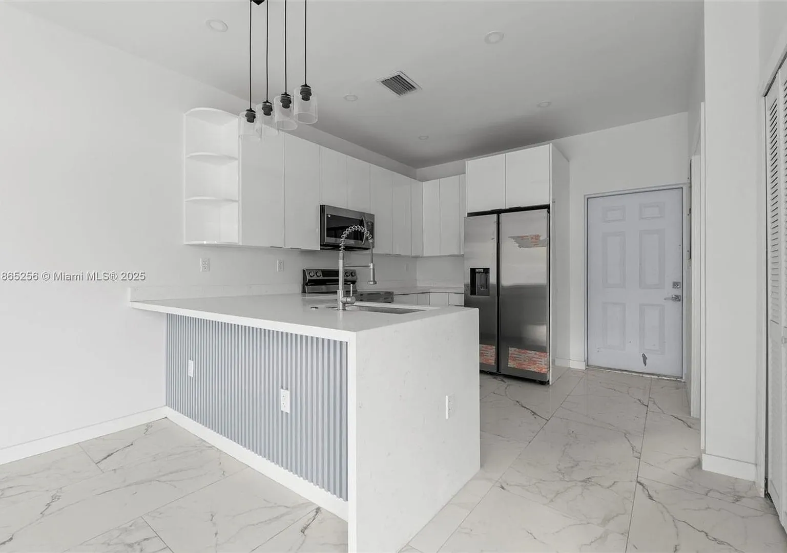 2143 NW Fourth Street 2, Pompano Beach, FL 33069 — Photo 3