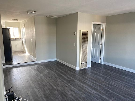 3rd image of 3246 W 134th St #B