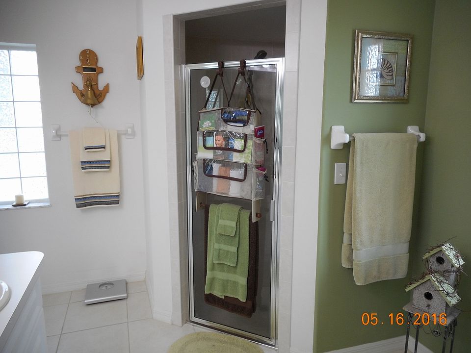 8615 96th Ct