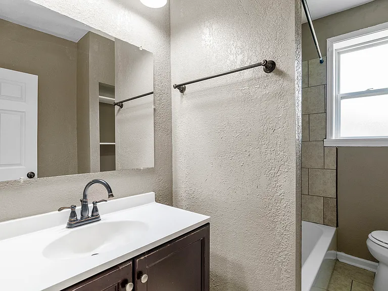 3932 Missouri Ave — Photo 14