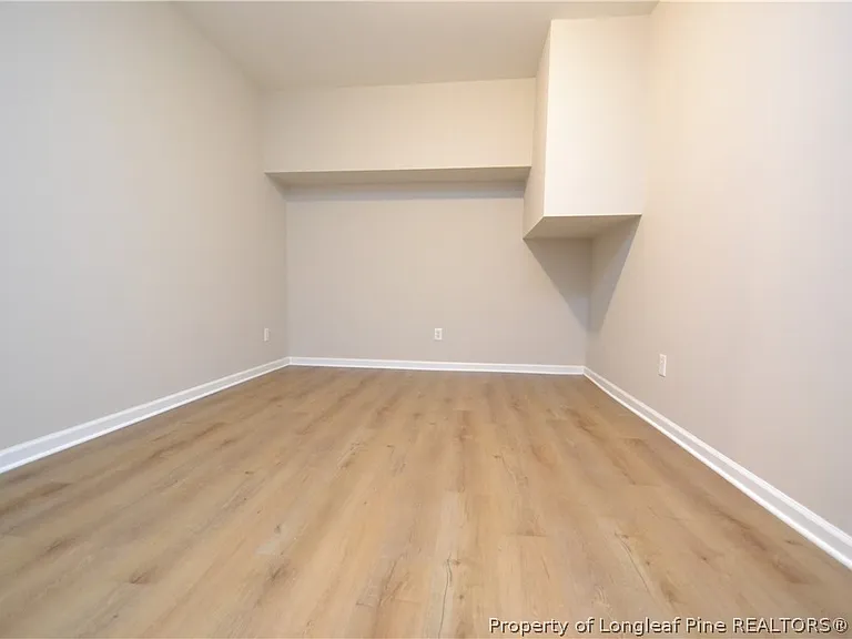 7830 Clover Creek Ct — Photo 34