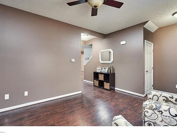 3rd image of 1199 Marsh Fern Ln