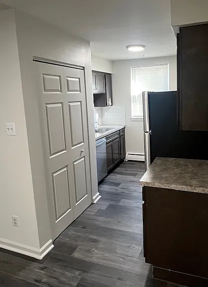 511 Greenwood Ave — Photo 5