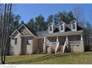 7305 Lees Ridge Rd, Oak Ridge, NC 27310